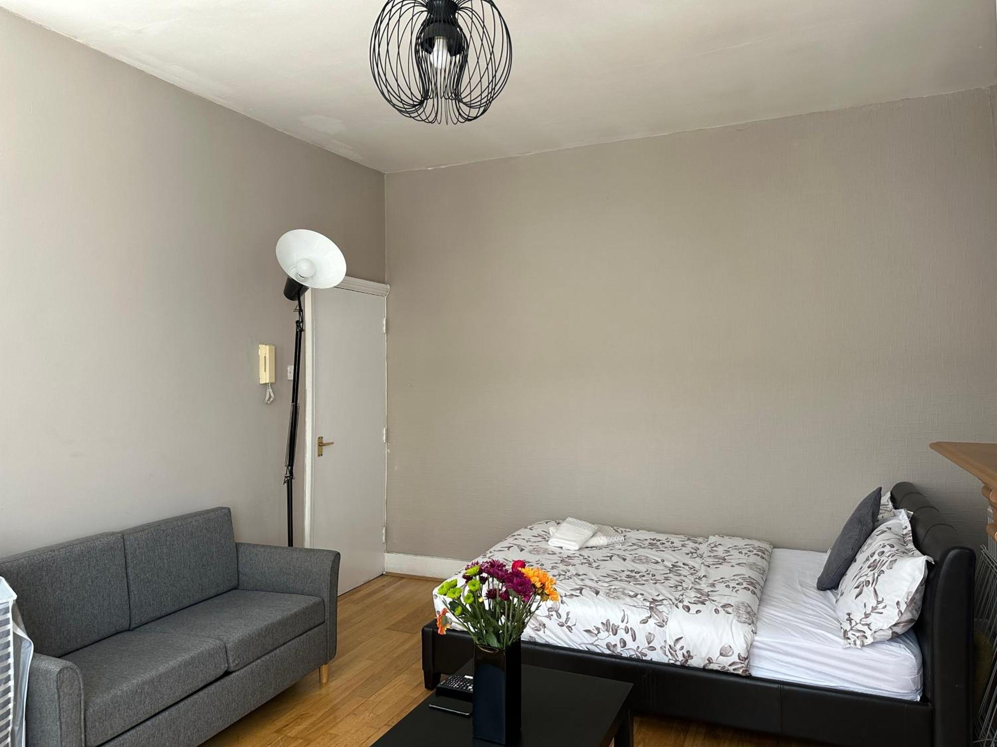 Stay Inn Studio'S London Exterior photo