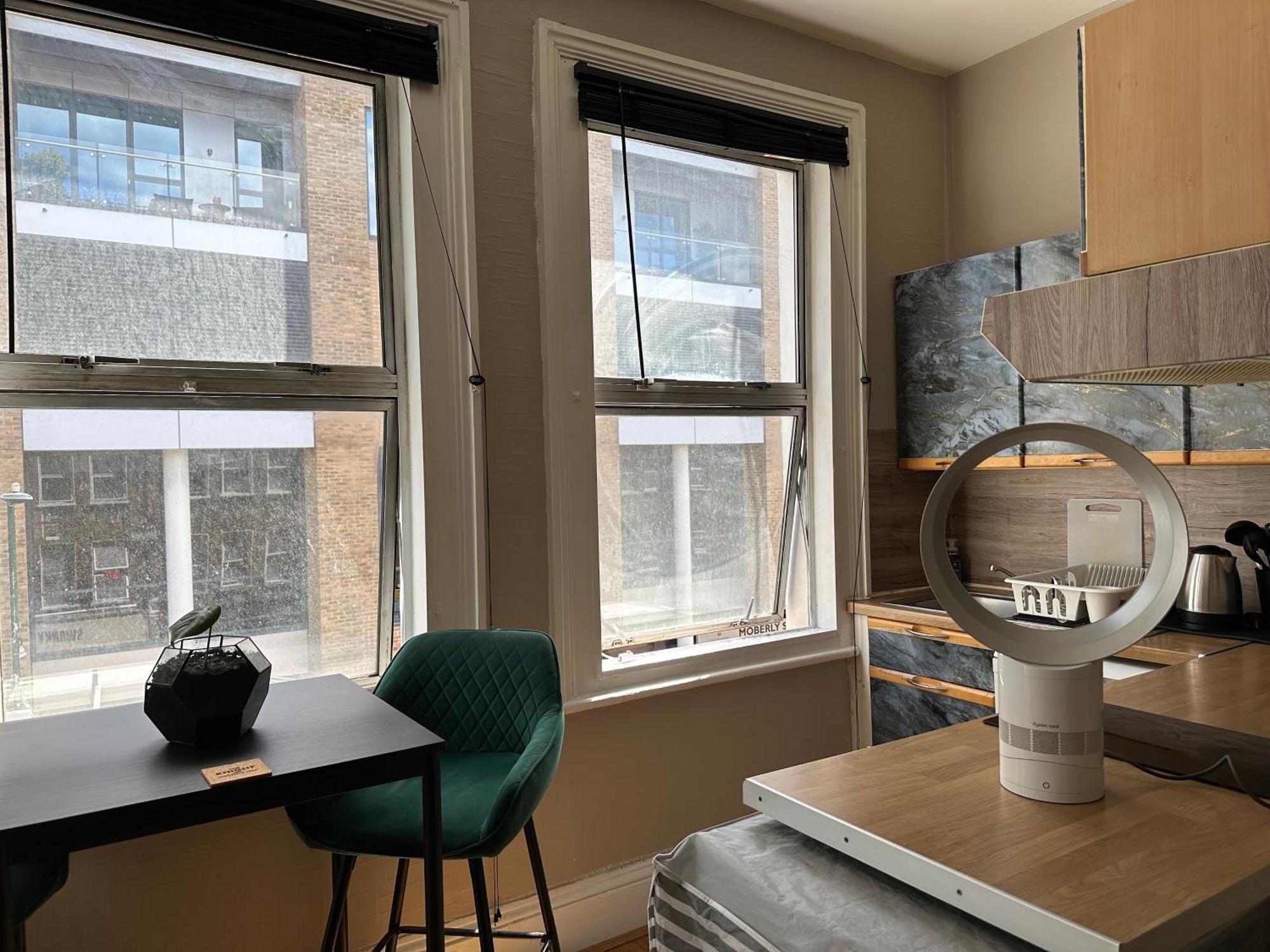 Stay Inn Studio'S London Exterior photo