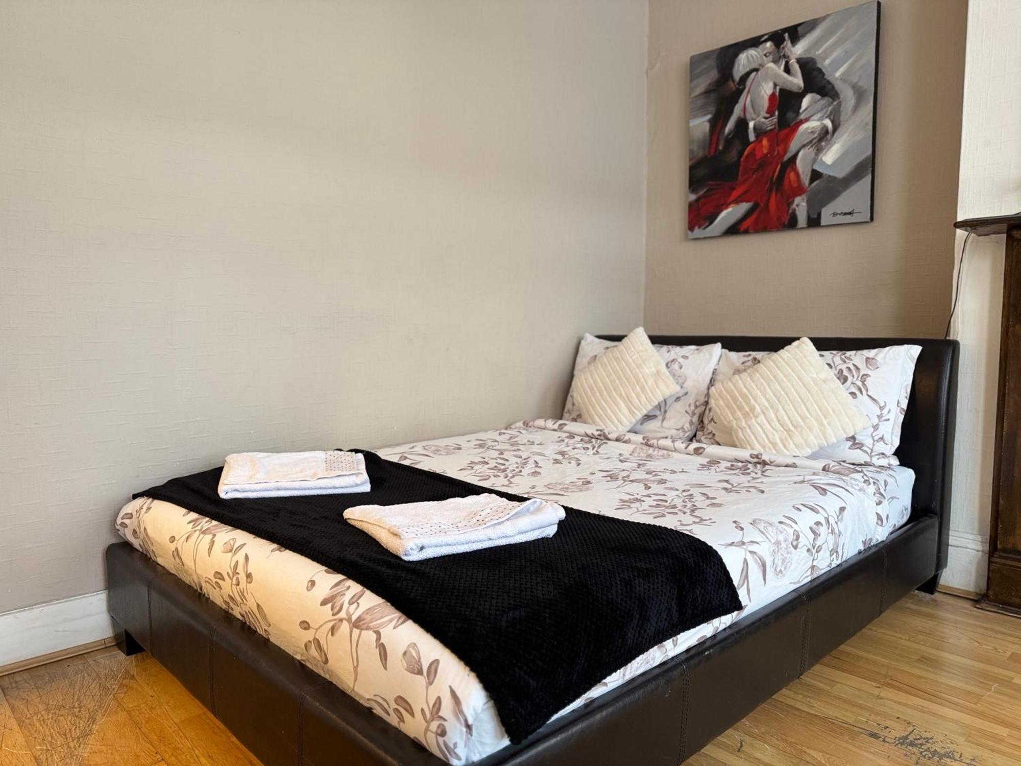 Stay Inn Studio'S London Exterior photo
